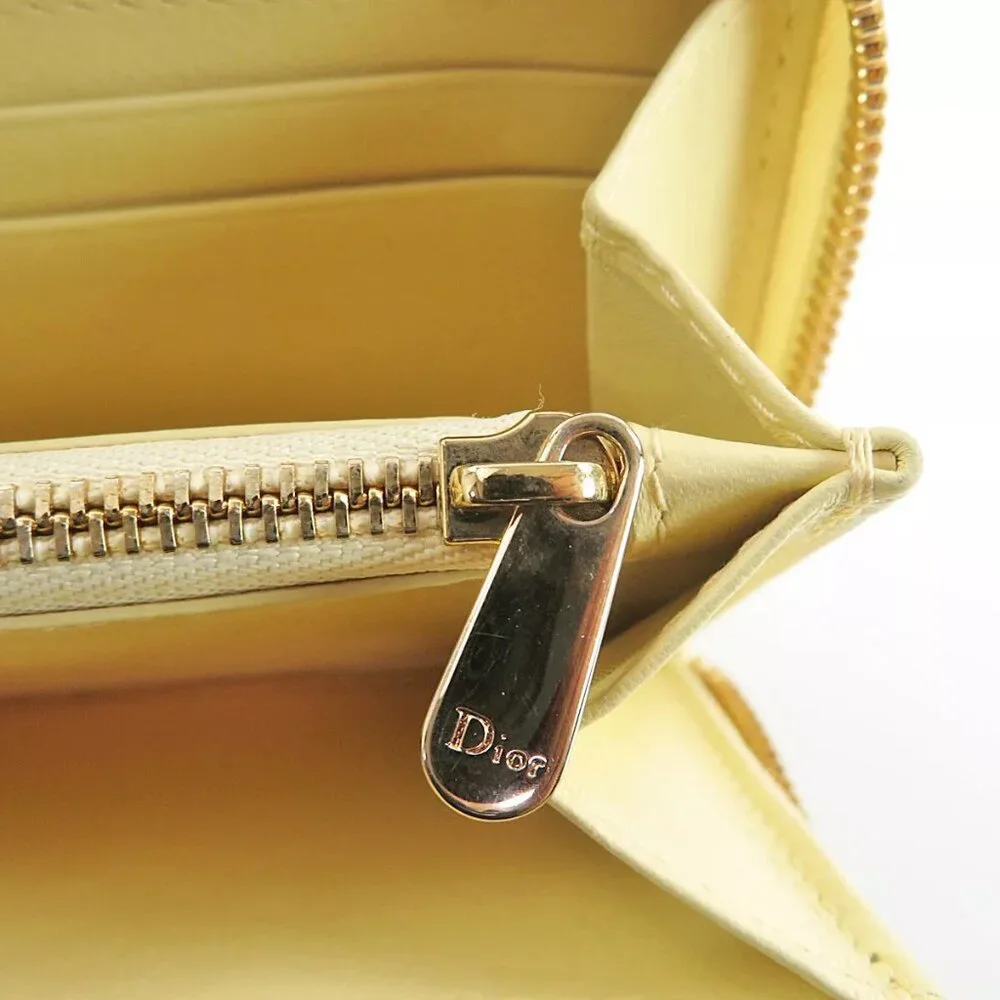 💛CHRISTIAN DIOR Lady Dior Ivory Quilted Long Wallet💛